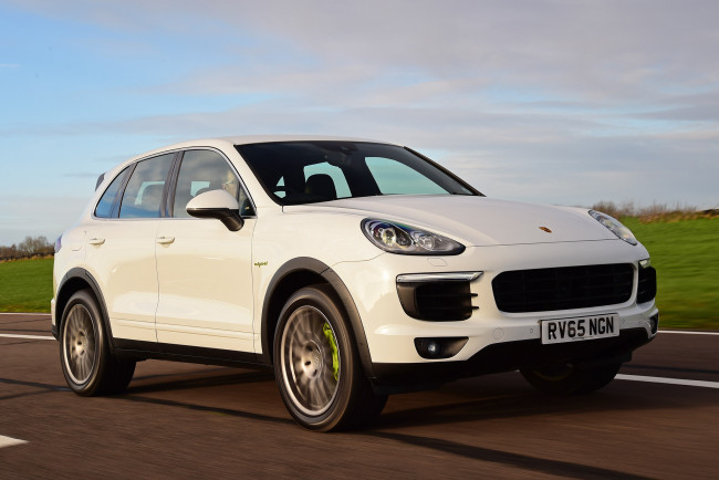 Обои картинки фото автомобили, porsche, e-hybrid, cayenne, s, 2014г, 958, uk-spec