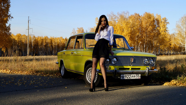 Обои картинки фото автомобили, -авто с девушками, lada, 2103