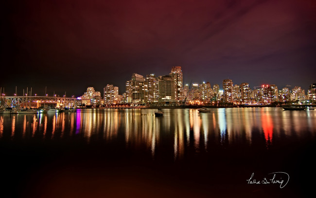 Обои картинки фото города, ванкувер , канада, город, огни, вода, отражение