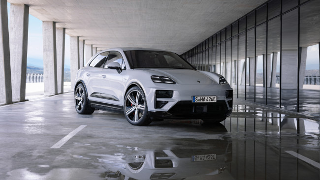 Обои картинки фото porsche macan turbo 2024, автомобили, porsche, macan, turbo, 2024, пoршe, бeлый