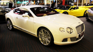 Картинка bentley continental gt автомобили выставки уличные фото великобритания премиум-класс motors