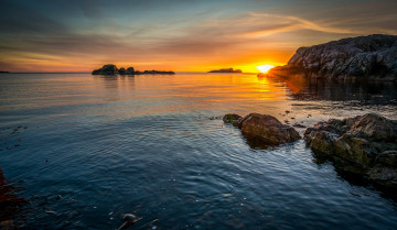 Картинка природа восходы закаты солнце океан горизонт камни берег