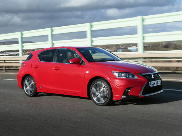 Обои картинки фото автомобили, lexus, ct, 200h, f-sport, uk-spec, 2014, красный