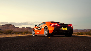 Картинка mclaren+570s автомобили mclaren оранжевый дорога горы