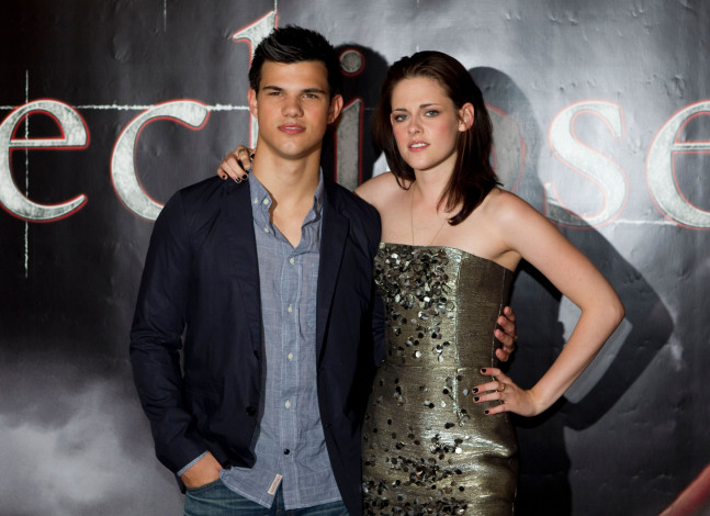 Обои картинки фото taylor, lautner, kristen, stewart, разное, знаменитости