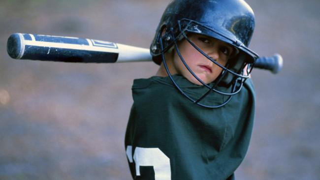 Обои картинки фото спорт, бейсбол, мальчик, бейсболист, бита, форма