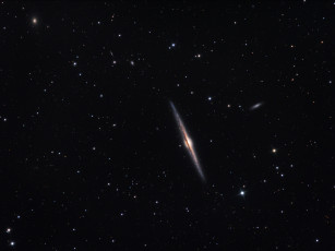 Картинка ngc 4565 космос галактики туманности