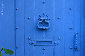 Картинка разное ключи замки дверные ручки двери синий