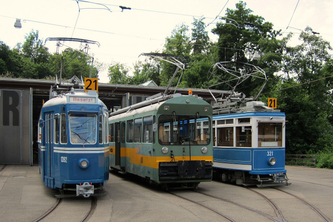 Обои картинки фото техника, трамваи, рельсы, улица, город, трамвай