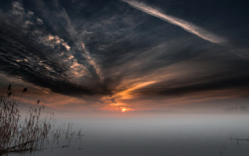 Картинка природа восходы закаты небо туман ночь