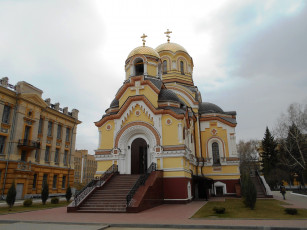 обоя города, - православные церкви,  монастыри, город, здание, церковь, храм