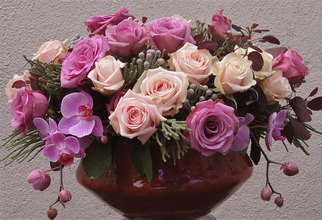 Обои картинки фото цветы, букеты, композиции, розы, розовый, цвет, ваза, букет, нежно, красиво