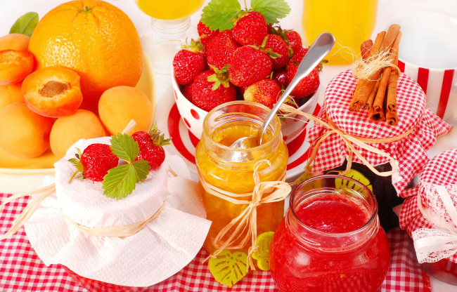 Обои картинки фото еда, мёд, варенье, повидло, джем, ягоды, клубника