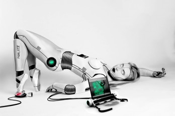 Картинка фэнтези роботы +киборги +механизмы лэптоп взгляд фон девушка