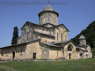 обоя georgia, gelati, города, православные, церкви, монастыри