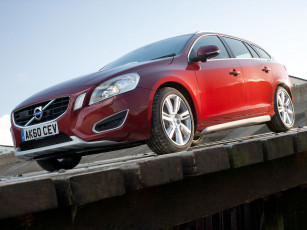 обоя volvo, v60, автомобили, швеция, aktiebolaget