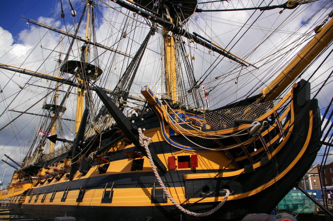 Обои картинки фото корабли, парусники, нос, мачты, галлеон