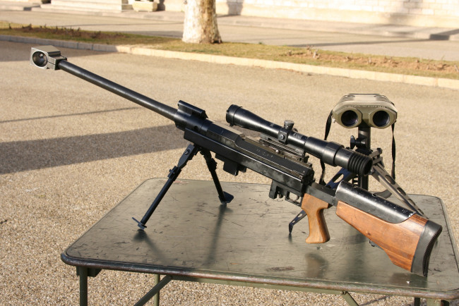 Обои картинки фото оружие, винтовки, прицеломприцелы, крупнокалиберная, снайперская, винтовка, pgm, ur, hecate, ll, бинокль, оптика