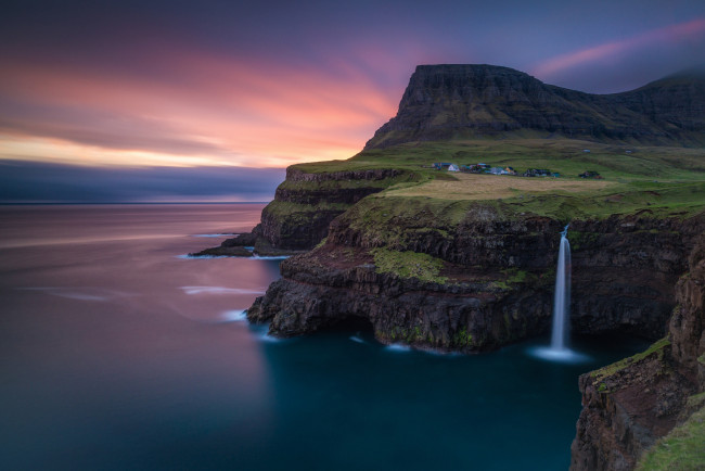 Обои картинки фото природа, побережье, скалы, гора, атлантический, океан, водопад, остров, фарерские, острова
