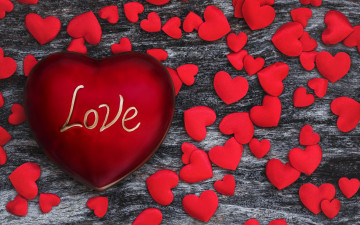Картинка праздничные день+святого+валентина +сердечки +любовь сердце надпись сердечки