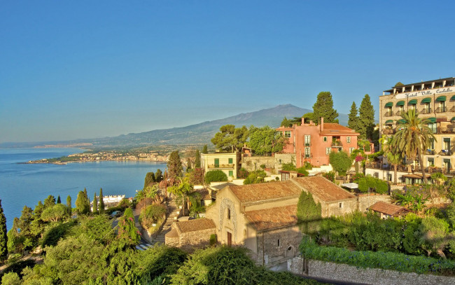 Обои картинки фото italy, города, пейзажи, здания, италия, море, побережье, дома