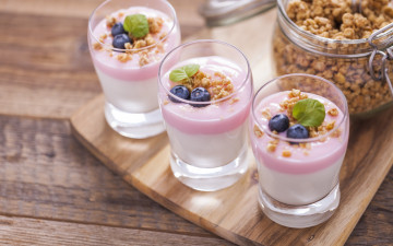 Картинка еда мороженое +десерты орехи десерт ягоды йогурт nuts drink fruit berries milk fresh cocktail