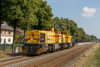 Картинка техника локомотивы рельсы локомотив