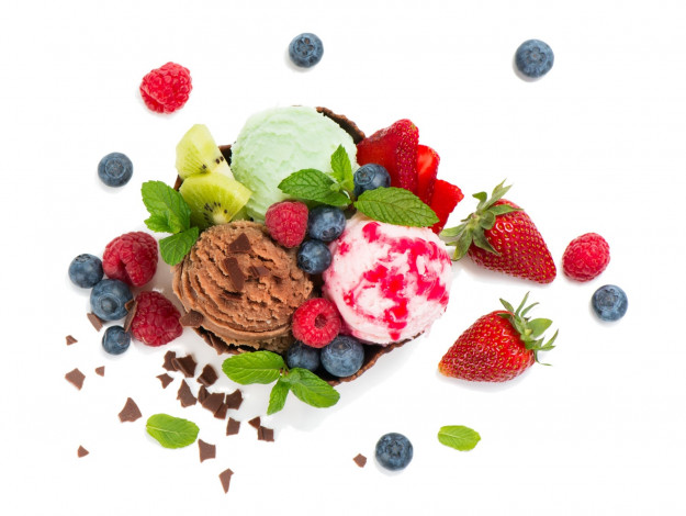 Обои картинки фото еда, мороженое,  десерты, черника, малина, клубника, киви, ягоды