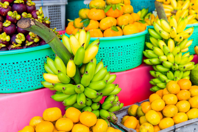 Обои картинки фото еда, фрукты,  ягоды, мандарины, бананы