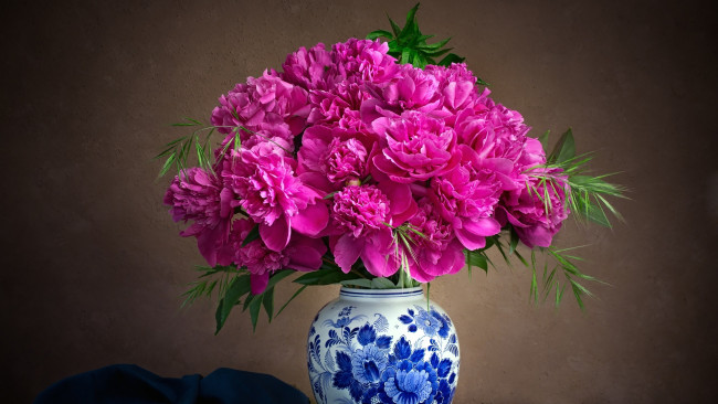 Обои картинки фото цветы, пионы, ваза, розовые, букет