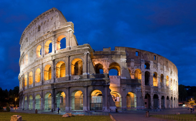 Обои картинки фото города, рим,  ватикан , италия, подсветка, архитектура, колизей