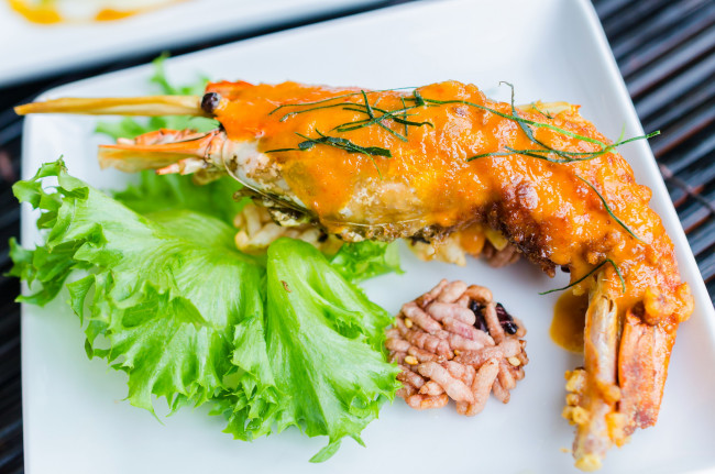 Обои картинки фото еда, рыбные блюда,  с морепродуктами, краб, зеленый, салат