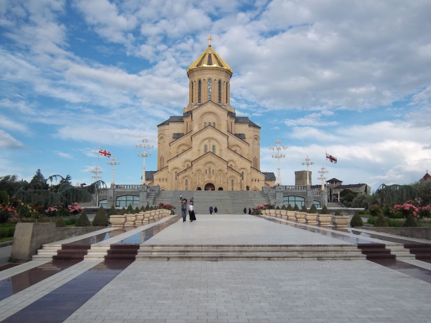 Обои картинки фото города, тбилиси, грузия, храм