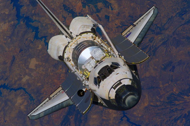 Обои картинки фото shuttle, космос, космические, корабли, станции, орбита, челнок