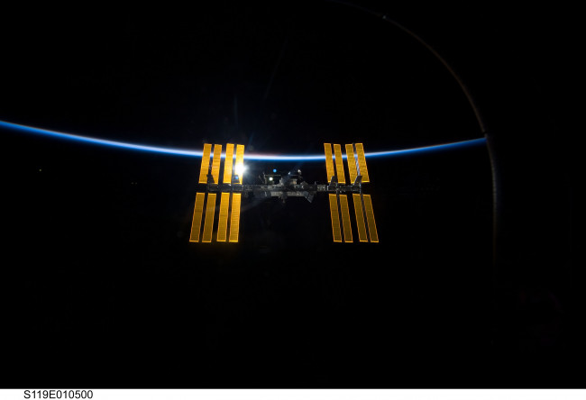 Обои картинки фото космос, космические, корабли, станции, мкс, мир