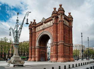 Картинка города -+исторические +архитектурные+памятники триумфальная арка