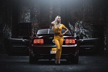 Картинка автомобили -авто+с+девушками ford mustang машина авто блондинка