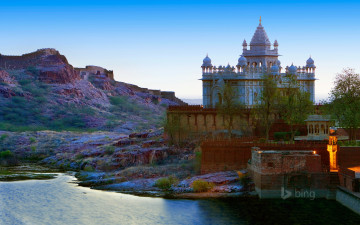 Картинка города -+дворцы +замки +крепости джасвант тада джодхпур индия дворец небо горы озеро