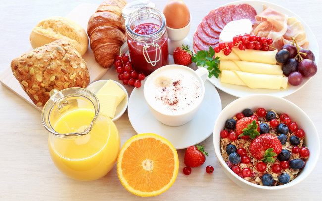 Обои картинки фото еда, разное, сыр, завтрак, фрукты, сок, кофе, колбаса