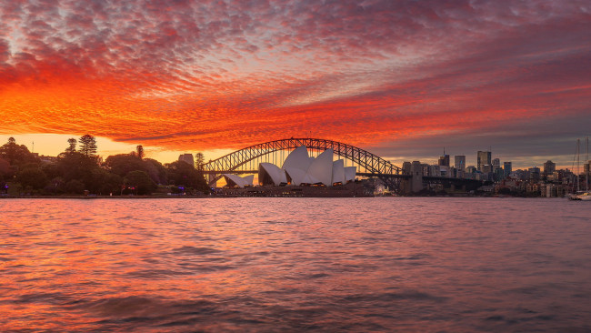 Обои картинки фото города, сидней , австралия, залив, мост, закат, облака