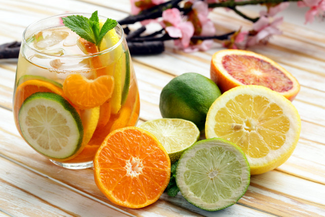 Обои картинки фото еда, цитрусы, апельсин, грейпфрут, лимон, лайм, напиток