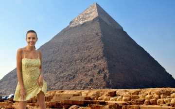 Картинка девушки katya+clover+ катя+скаредина пирамида