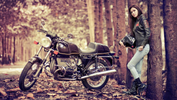 Картинка мотоциклы мото девушкой bmw мотоцикл девушка