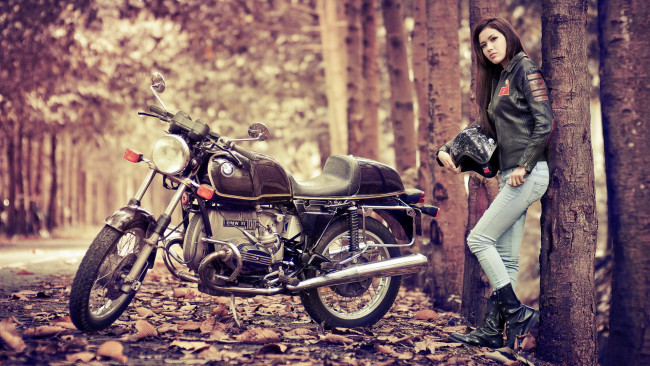 Обои картинки фото мотоциклы, мото, девушкой, bmw, мотоцикл, девушка