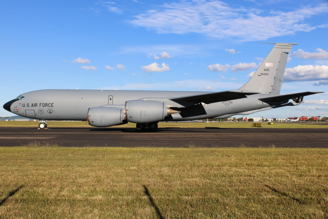 Обои картинки фото boeing kc-135r, авиация, военно-транспортные самолёты, транспорт, войсковой