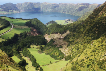 Картинка португалия azores san miguel природа реки озера озеро горы