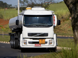 Картинка автомобили volvo trucks