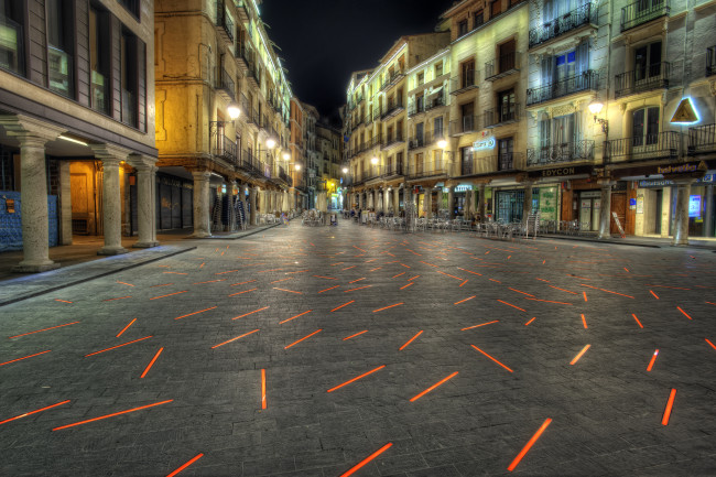 Обои картинки фото teruel, испания, города, огни, ночного, дома, улица, ночь