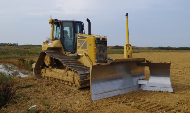 Обои картинки фото caterpillar d6n lgp, техника, бульдозеры, мощь, ковш, бульдозер