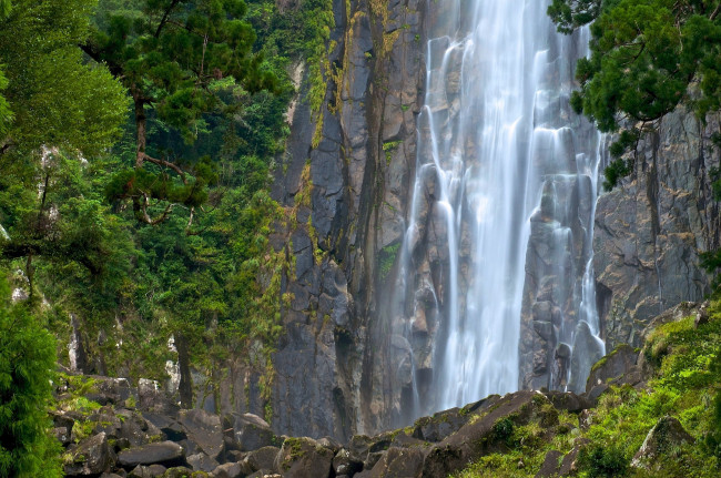 Обои картинки фото природа, водопады, поток, скала, вода